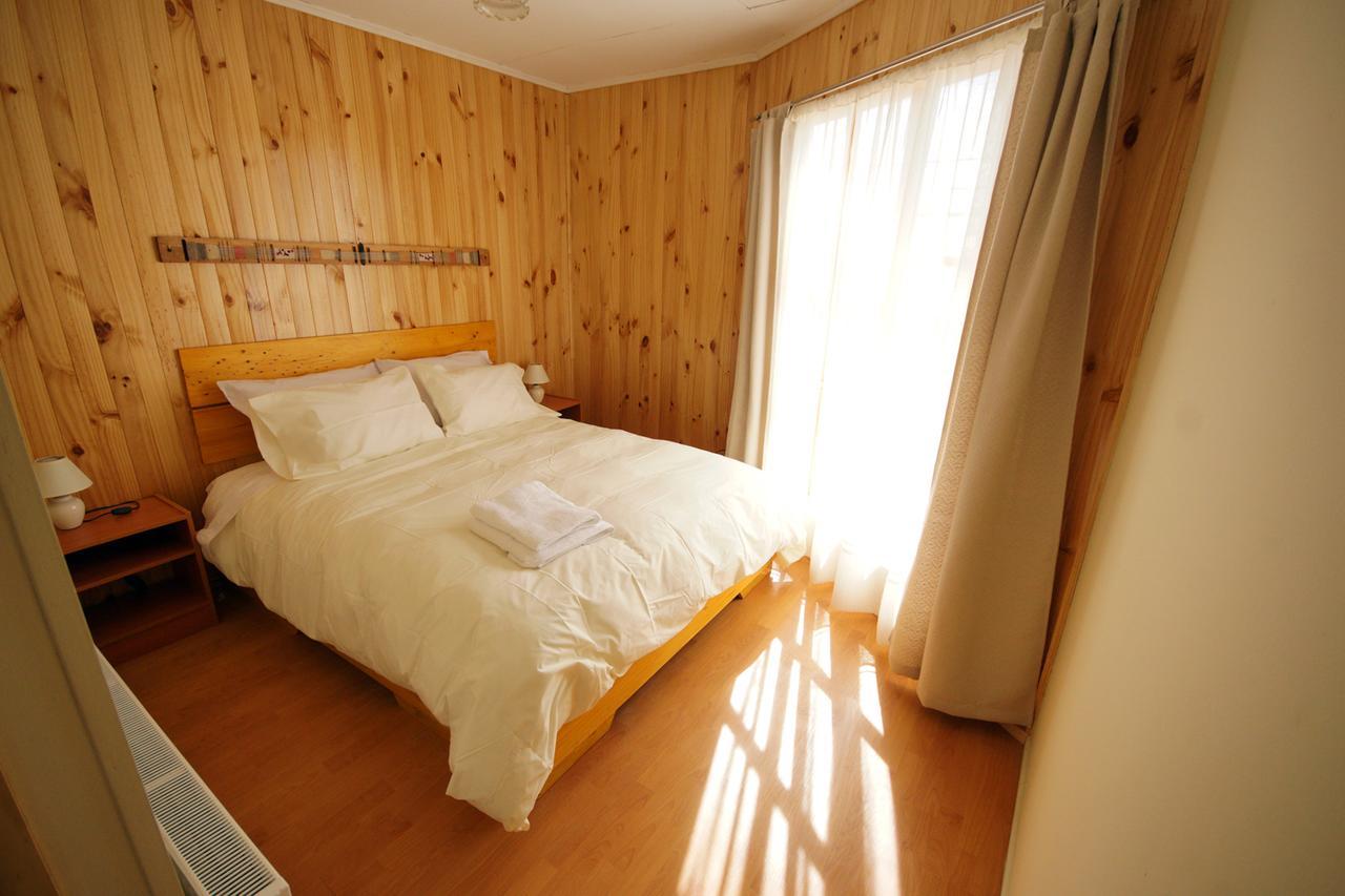 Hostal Los Pioneros 纳塔列斯港 外观 照片
