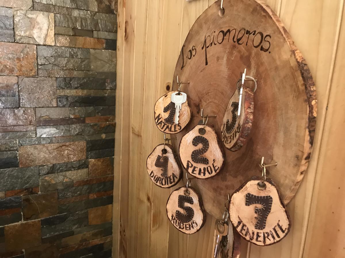Hostal Los Pioneros 纳塔列斯港 外观 照片