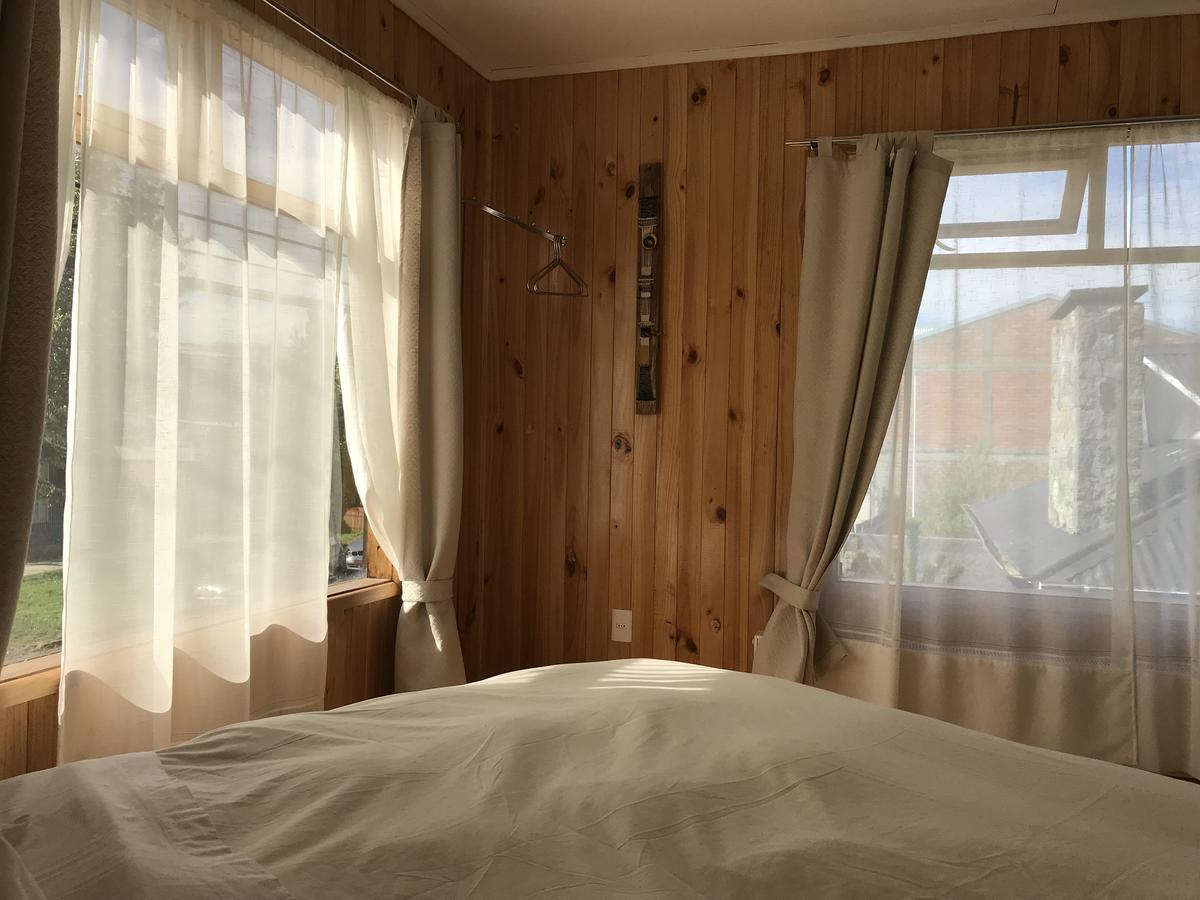 Hostal Los Pioneros 纳塔列斯港 外观 照片